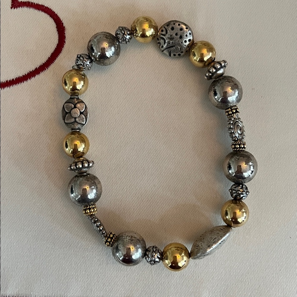 Ball Jewelry Set - Picture 4 of 4